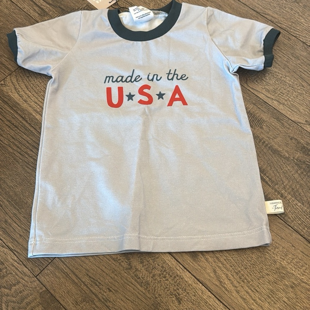 Small shop Blue and Red Patriotic Short Sleeve Tee and outfit size kid 4T